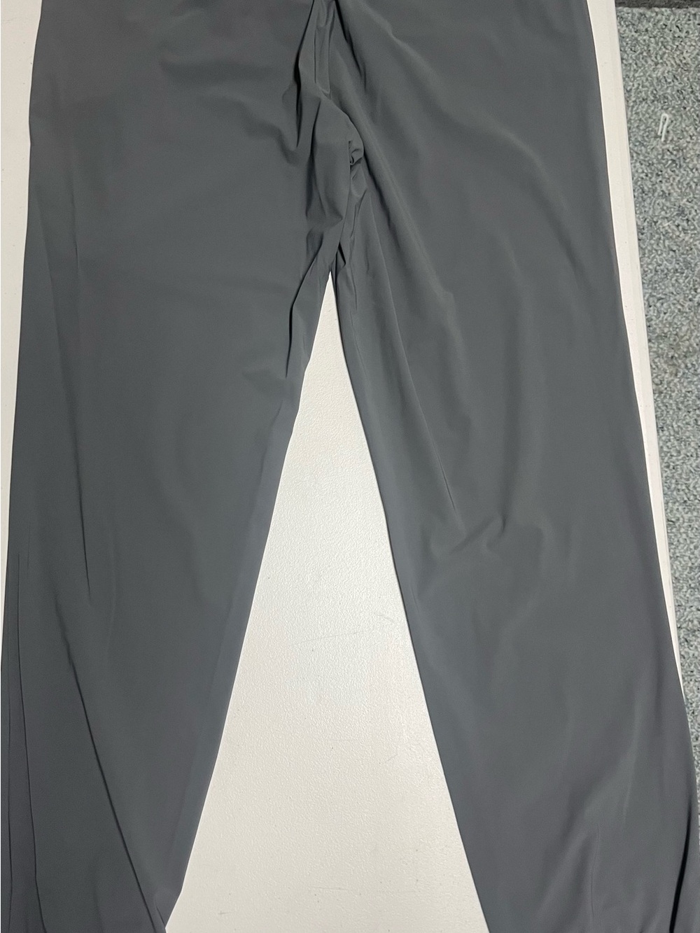 Men's Gray Vuori Performance Joggers